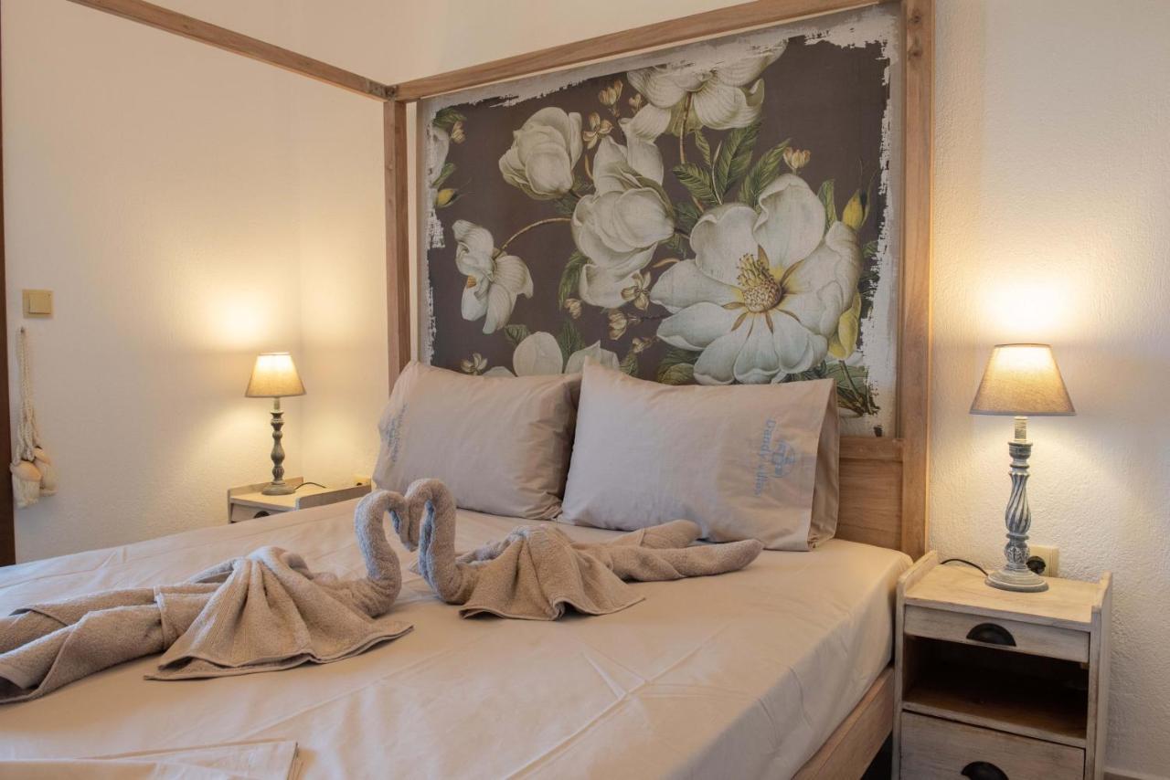 Dandy Villas Nea Roda - Melodic Waves - Private - Pool - Parking - Cellar Εξωτερικό φωτογραφία
