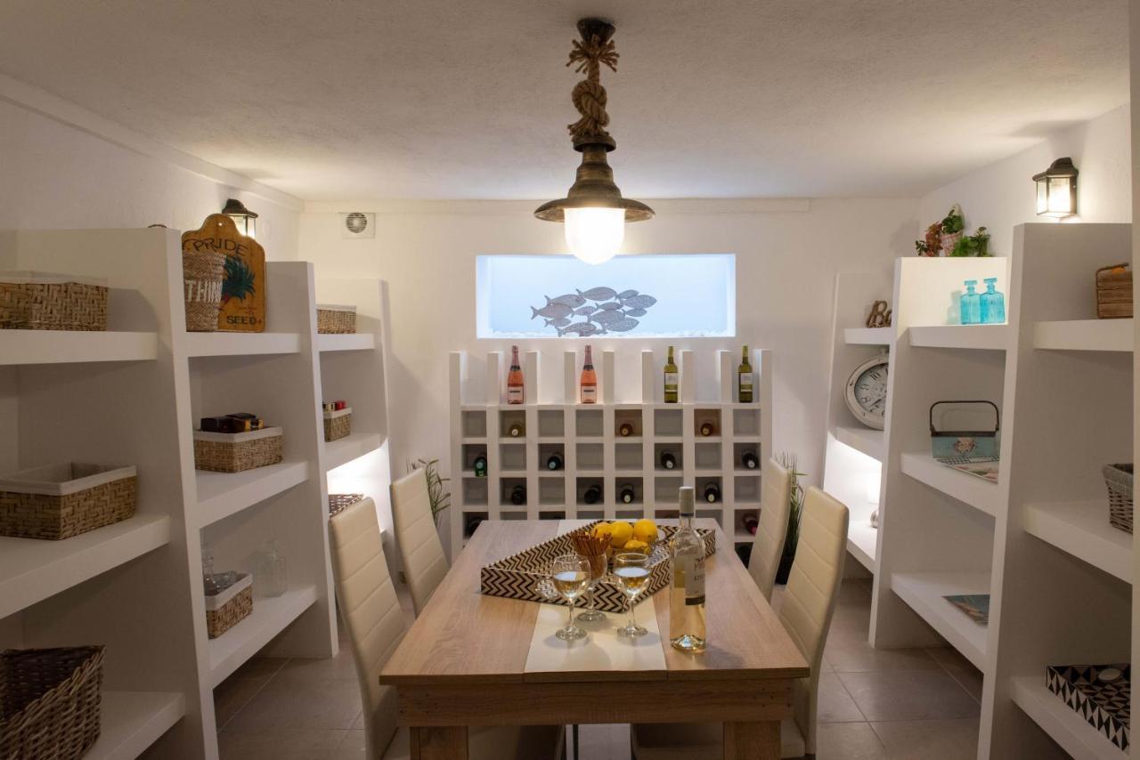 Dandy Villas Nea Roda - Melodic Waves - Private - Pool - Parking - Cellar Εξωτερικό φωτογραφία
