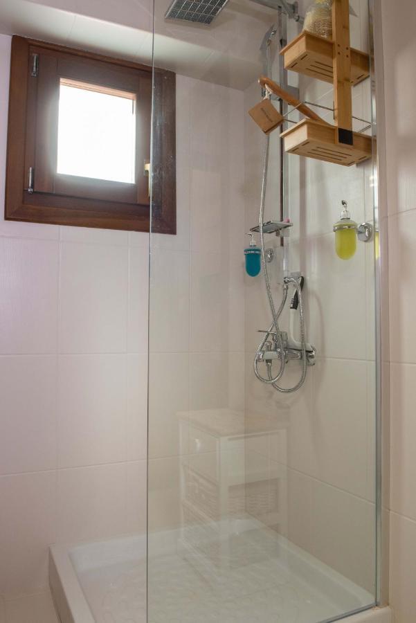 Dandy Villas Nea Roda - Melodic Waves - Private - Pool - Parking - Cellar Εξωτερικό φωτογραφία